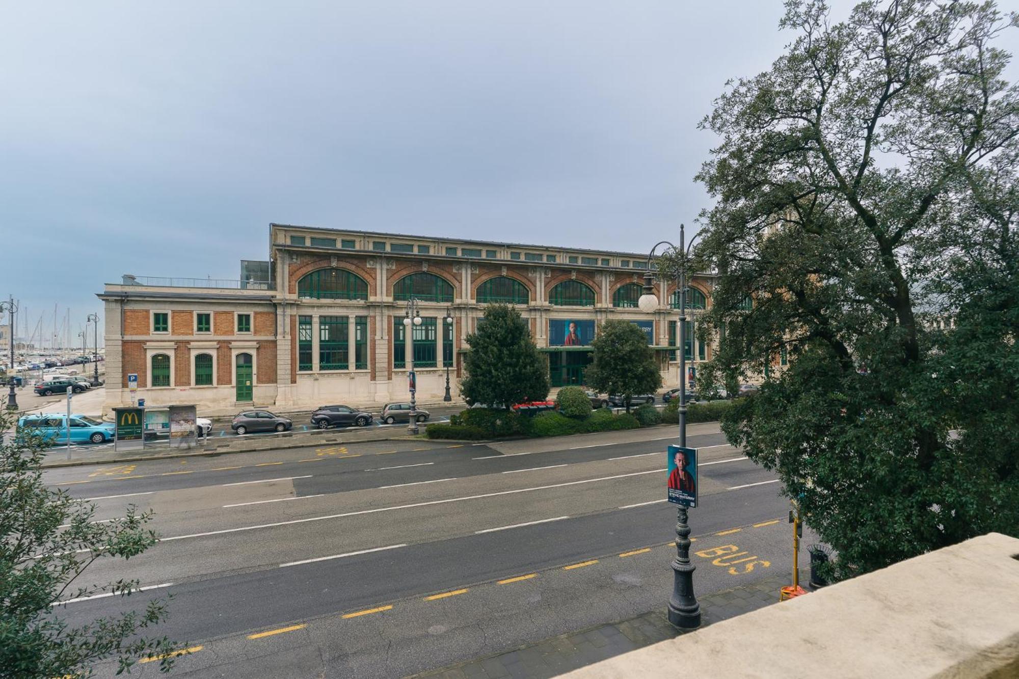 Residence Al Granzo Триест Екстериор снимка